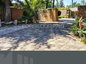 Parcela en venta en Exclusiva parcela en condominio con exclusiva casa y depende, Colina - 7 dormitorios, 7 baños