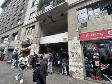 Local Comercial en arriendo mensual en catedral 1030, Santiago - 2 dormitorios, 1 baño