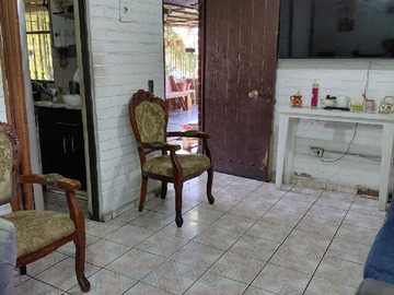 Casa en venta en Av. Vicuña Mackenna con Av. Trinidad, La Florida - 3 dormitorios, 2 baños