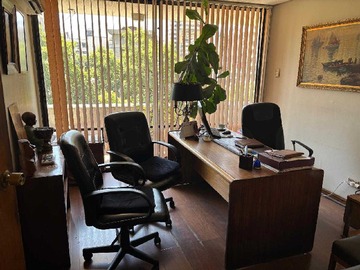 Oficina en venta en Oficina en edificio Panorámico (170677), Providencia - 2 baños