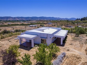 Parcela en venta en Fundo el Peral, Talca - 4 dormitorios, 3 baños
