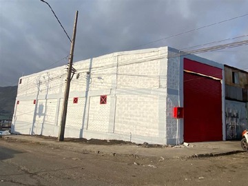 Galpón en arriendo mensual en Excelente galpón en arriendo recién remodelado, Iquique