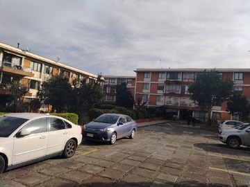 Departamento en venta en Av. Américo Vespucio Sur 1919, Las Condes - 4 dormitorios, 2 baños