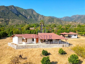 Casa en venta en Camino De Los Canelos, Olmué, Valparaíso 2330000, Chile, Olmué - 4 dormitorios, 4 baños