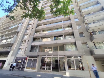 Departamento en arriendo mensual en Lord Cochrane / Tarapacá, Santiago - 2 dormitorios, 1 baño