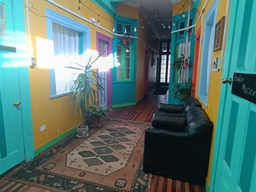 Casa en venta en Casa hostal en Recreo Bajo, sector Caleta Abarca, Viña del Mar - 13 dormitorios, 6 baños