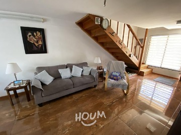 Casa en venta en Pasaje de La Vendimia, Quilicura - 3 dormitorios, 2 baños