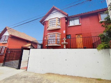 Casa en venta en Pasaje Oscar Praguer 1376, La Serena - 4 dormitorios, 3 baños