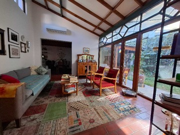 Casa en venta en Casa Condominio Castillo Velasco, en La Reina (109629), La Reina - 4 dormitorios, 3 baños