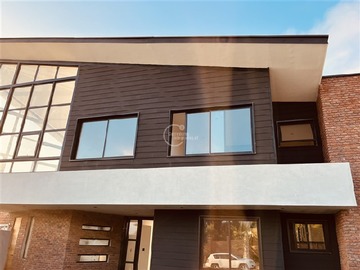 Casa en venta en el rosario de peñuelas, Coquimbo - 5 dormitorios, 4 baños