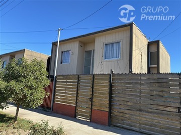 Casa en arriendo mensual en Dunas de san pedro, La Serena - 3 dormitorios, 1 baño