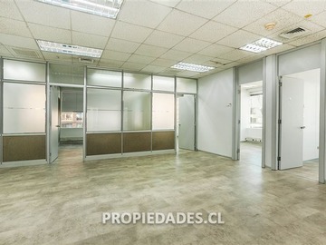 Oficina en arriendo mensual en Av. Vitacura - Pdte. Riesco, Vitacura
