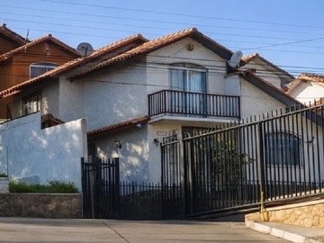 Casa en venta en Alvaro casanova, La Serena - 5 dormitorios, 4 baños