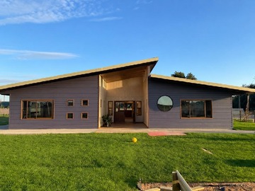 Casa en venta en Parcela con infraestructura servicios o comercio, Chillán - 5 dormitorios, 2 baños
