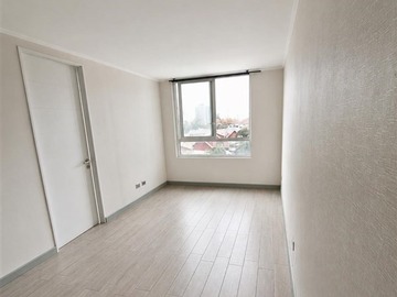 Departamento en venta en Metro lo ovalle /briones luco /amplio departamento de 1 dormitorio moderno a pasos del metro /espacio urbano /tiendas /bancos /cines/ restorantes /centros de salud /, La Cisterna - 1 dormitorio, 1 baño