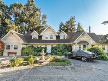 Casa en venta en Peñalolén // Gran jardín, piscina, quincho (116375), Peñalolén - 6 dormitorios, 5 baños