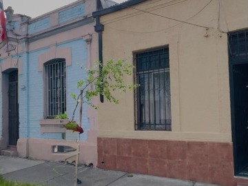 Casa en venta en Madrid con sierra bella, Santiago - 6 dormitorios, 2 baños
