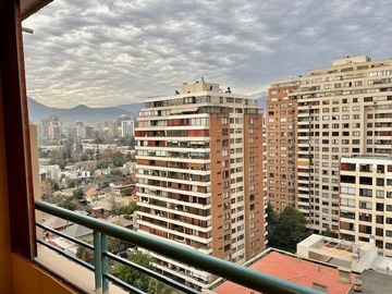 Departamento en arriendo mensual en Avda colon a cuadras de tobalaba, Las Condes - 1 dormitorio, 1 baño