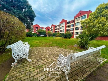 Departamento en venta en Lo Beltran con Las Tranqueras, Vitacura - 3 dormitorios, 2 baños