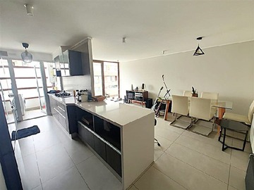 Departamento en venta en Colon /Vespucio, Las Condes - 2 dormitorios, 2 baños