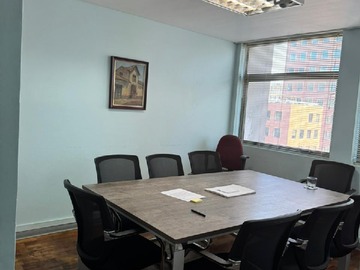 Oficina en arriendo mensual en Dr. Sótero del Río 326, Santiago - 6 dormitorios, 3 baños