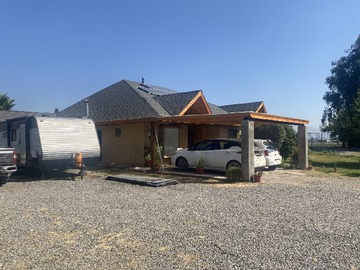 Parcela en venta en Manuel Castillo / Los Olmos, Peñaflor - 5 dormitorios, 3 baños