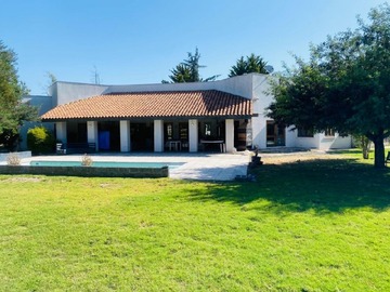 Casa en arriendo mensual en Calera de Tango, Calera de Tango - 4 dormitorios, 3 baños