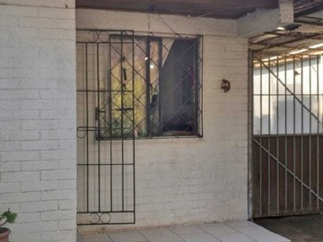 Casa en venta en Vende Casa en Pte Alto , Los Robles (123861), Puente Alto - 3 dormitorios, 1 baño