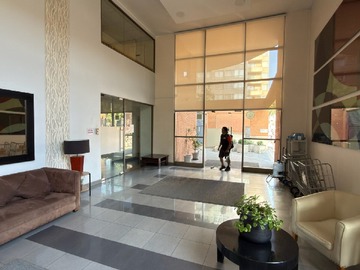 Departamento en venta en Av Almirante Blanco Encalada 1771, Santiago - 2 dormitorios, 2 baños