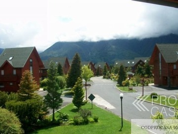 Casa en arriendo mensual en Condominio Parque La Foresta - Condominio Parque La Foresta, Pucón - 4 dormitorios, 4 baños
