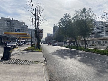Oficina en venta en Pedro de valdivia, Macul - 5 dormitorios, 3 baños