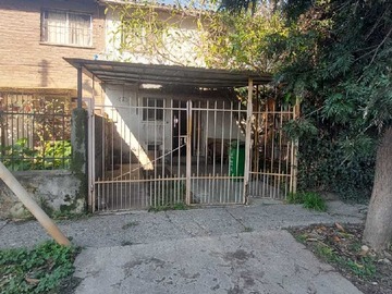 Casa en venta en Bucalemu 3292, Pedro Aguirre Cerda, Chile (72633), Pedro Aguirre Cerda - 3 dormitorios, 1 baño