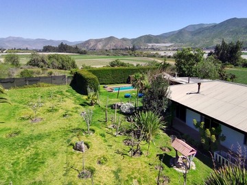 Casa en venta en Vicuña, Vicuña - 4 dormitorios, 3 baños