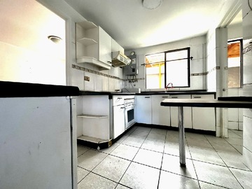 Casa en venta en Mall arauco maipú, Maipú - 4 dormitorios, 4 baños