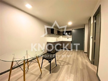 Departamento en arriendo mensual en Martinez de Rozas 2938, Santiago - 1 dormitorio, 1 baño