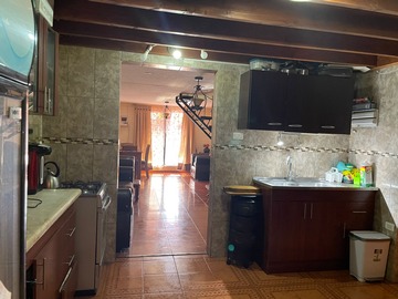 Casa en venta en Piedra del Águila Maipú, Maipú - 4 dormitorios, 2 baños
