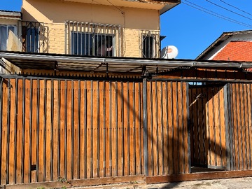 Casa en venta en Pasaje Angeloni, Talagante - 4 dormitorios, 2 baños
