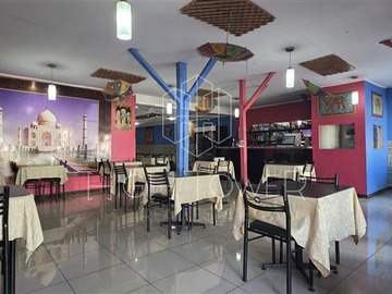 Local Comercial en arriendo mensual en Irarrázaval cercano a Metro Monseñor Eyzaguirre, Ñuñoa - 3 baños