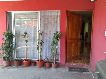 Casa en venta en Llegar a calle san expedito con referencia almacén CATALINA, Mostazal - 5 dormitorios, 2 baños