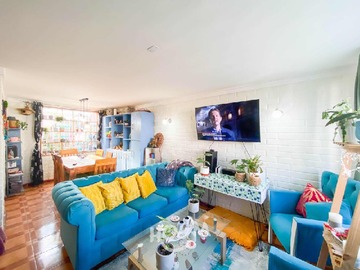 Casa en venta en Avenida los Limonares, Valparaíso - 4 dormitorios, 2 baños