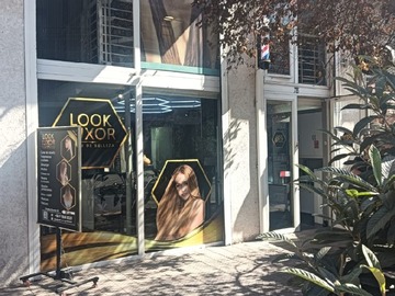 Local Comercial en venta en Local cirujano guzman, Providencia - 1 baño