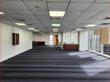Oficina en arriendo mensual en Arrienda Oficina 228 M2 UF 123 Nueva las Condes