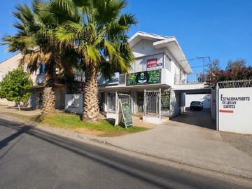 Casa en venta en Curicó, Curicó - 6 dormitorios, 2 baños