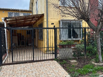 Casa en venta en Pasaje Filaret, El Quisco - 4 dormitorios, 2 baños