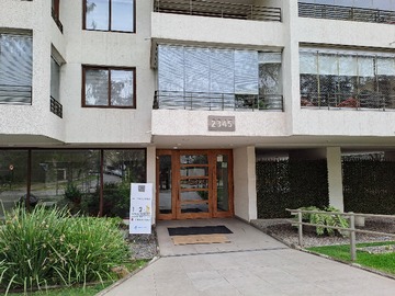 Departamento en venta en Excelente y Luminoso Departamento Sin Uso en Providencia - 2 dormitorios, 2 baños