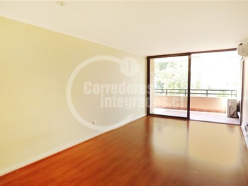 Departamento en venta en El Golf / Plaza Perú / Las Condes, Las Condes - 3 dormitorios, 2 baños