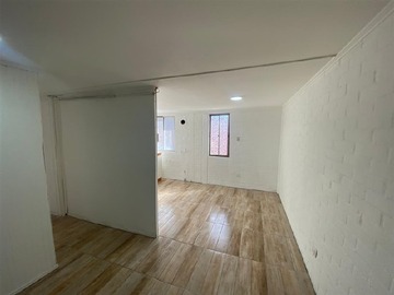 Departamento en venta en Valle de la Esperanza, Maipú - 3 dormitorios, 1 baño