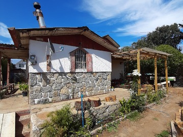 Casa en venta en Alejandro Flores 124, El Quisco - 4 dormitorios, 1 baño
