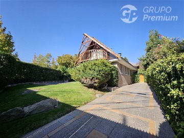 Casa en venta en La mejor opcion de compra en las condes, Las Condes - 5 dormitorios, 4 baños
