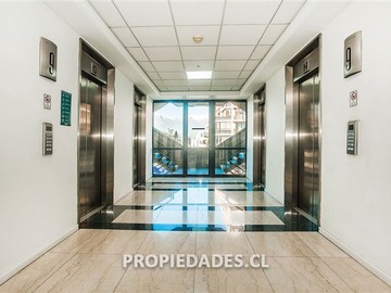 Oficina en arriendo mensual en Av. Vitacura - Pdte. Riesco, Las Condes